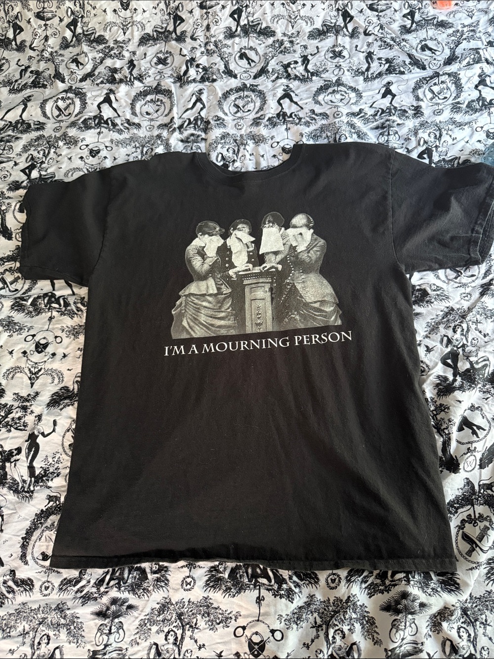 “I’m a Mourning Person” Victorian Mourning Tshirt Sz L